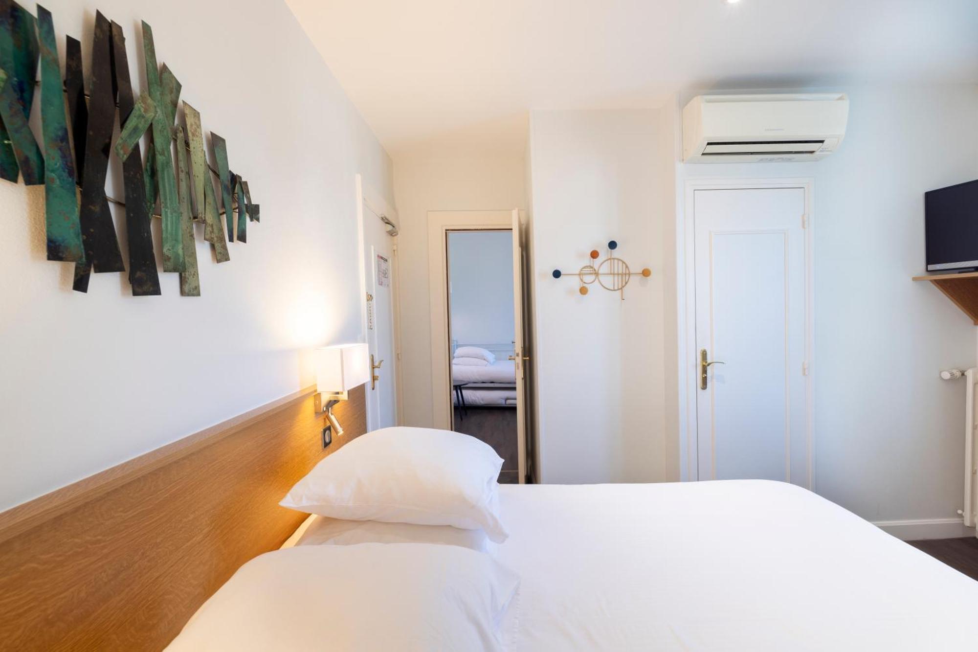 De Paris Hotel