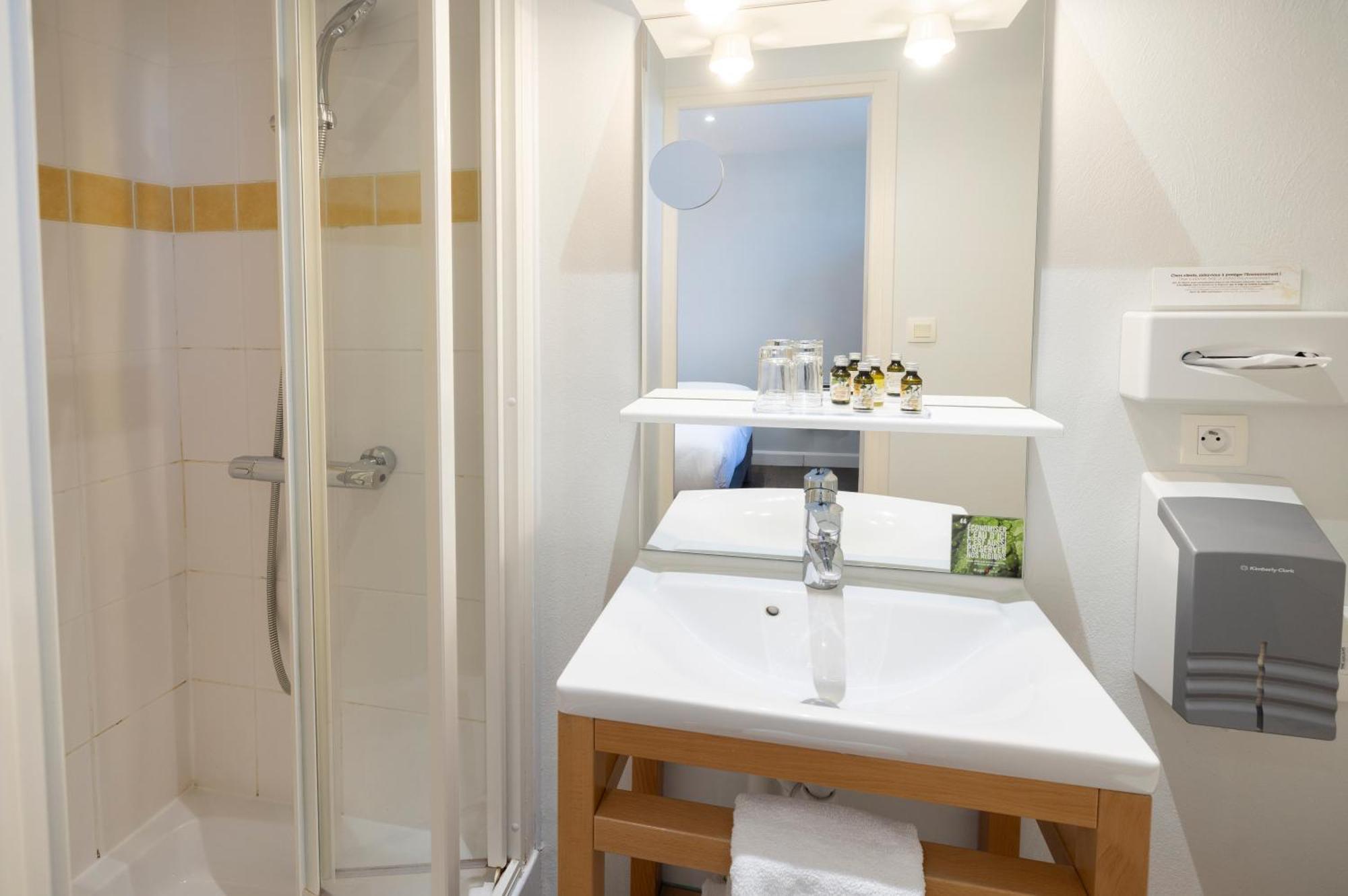 De Paris 3* Jaligny
