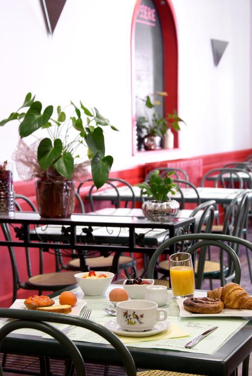 Hotel De Paris 3*